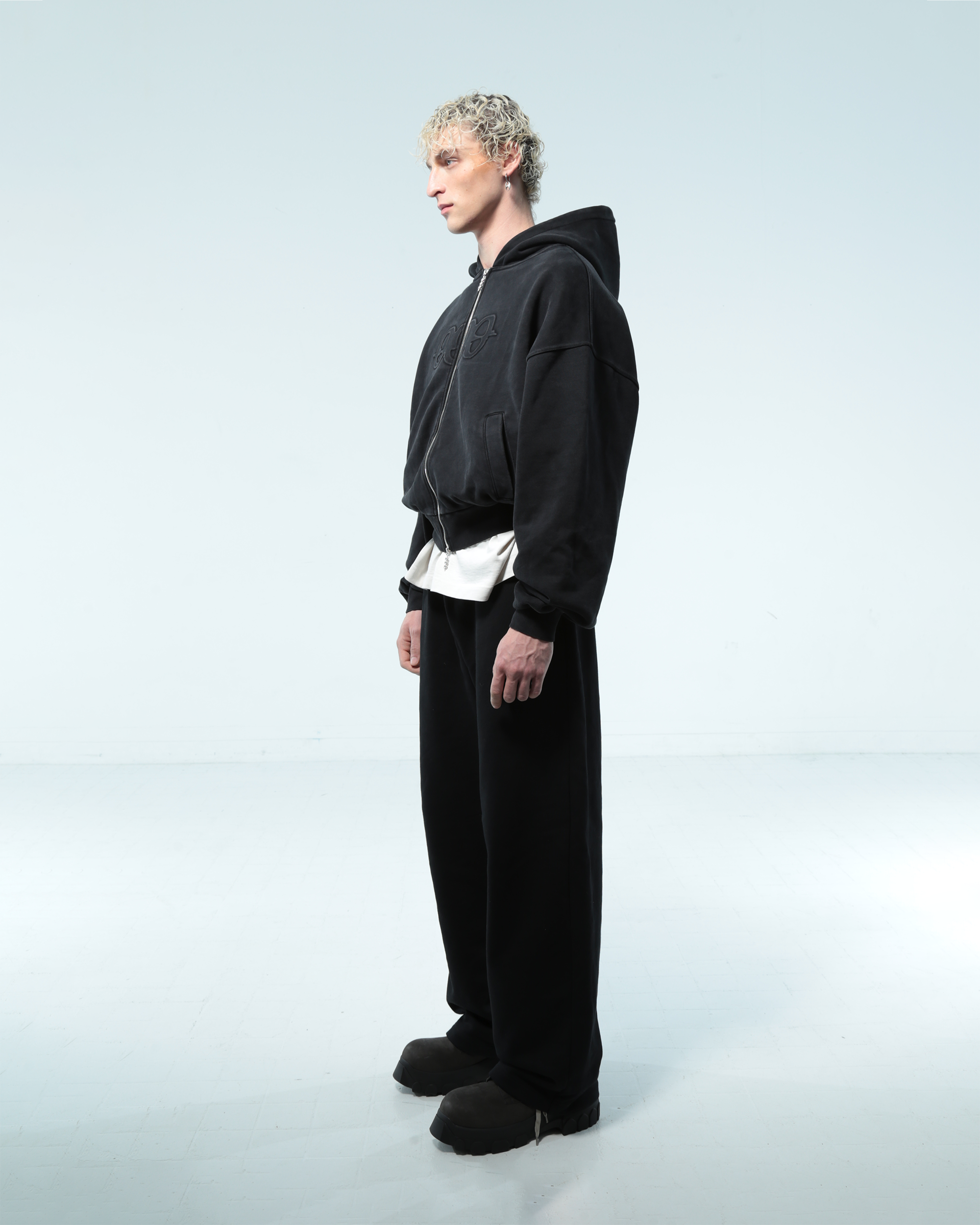 OOO Pants - NOLOGO