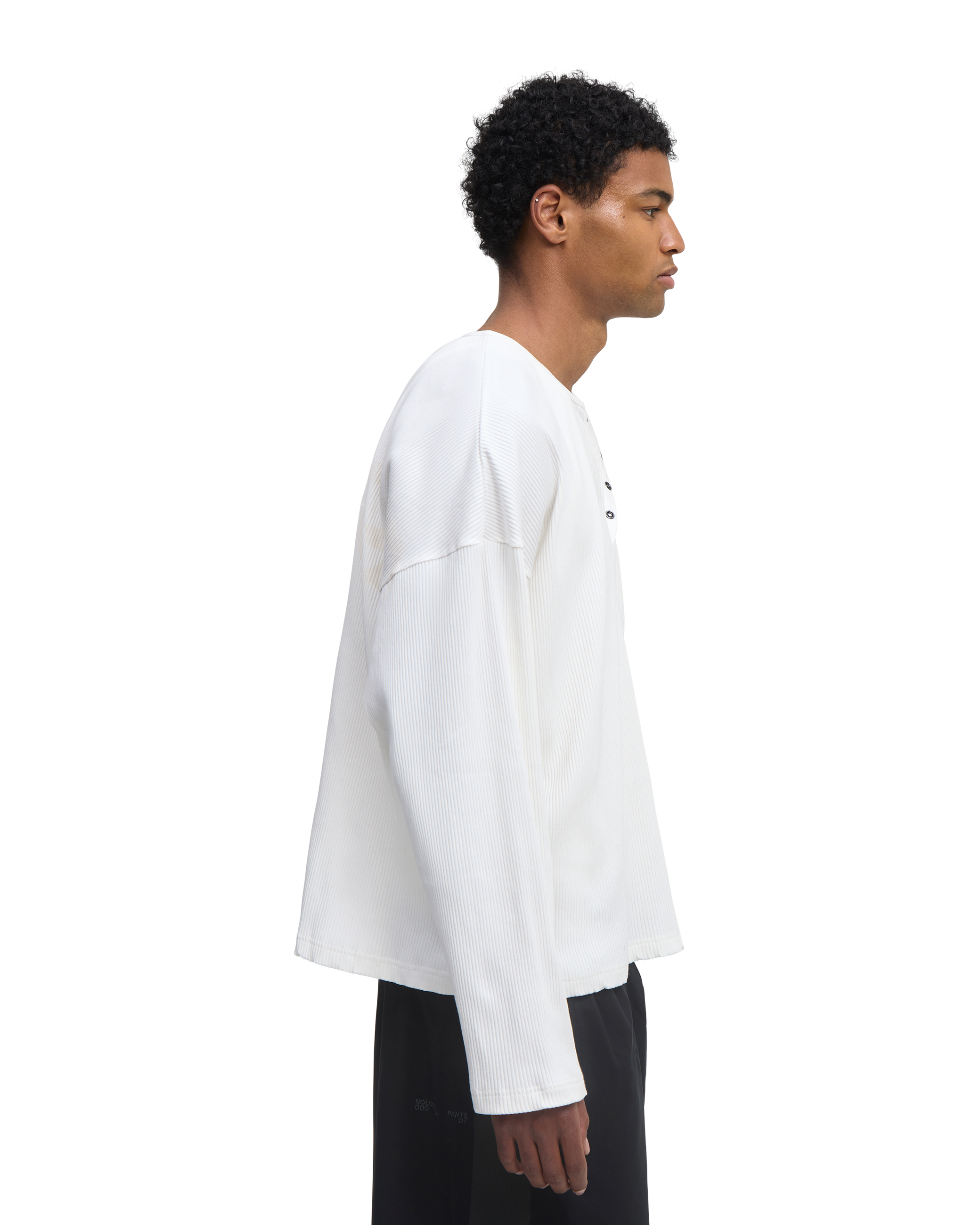 Off-White Henley side