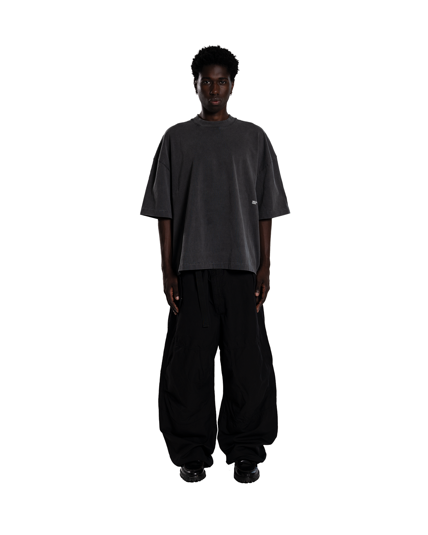 Signature T-shirt｜Washed Black - NOLOGO